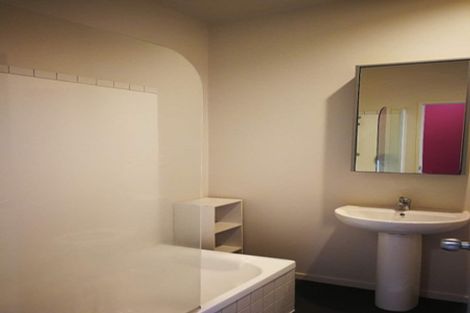 Photo of property in 105 Albionvale Road, Glen Eden, Auckland, 0602