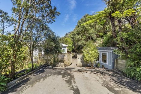 Photo of property in 123 Mitchell Street, Brooklyn, Wellington, 6021