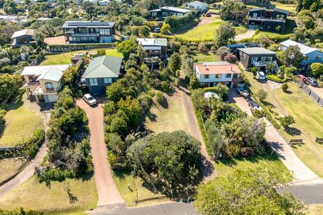 Photo of property in 15 Tetley Road, Surfdale, Waiheke Island, 1081