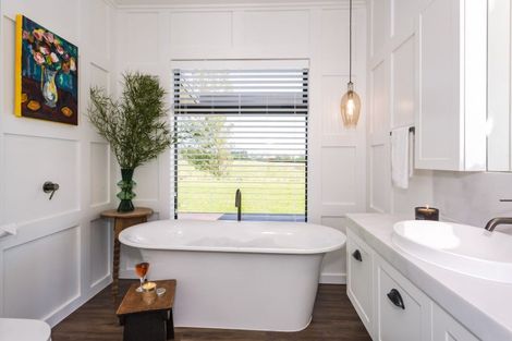 Photo of property in 146 White Rock Road, Martinborough, 5781