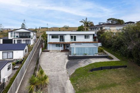 Photo of property in 9 Everard Avenue, Army Bay, Whangaparaoa, 0930