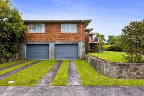 Photo of property in 32 Mahoe Street, Inglewood, 4330