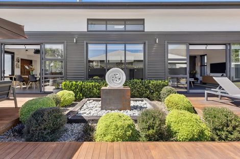 Photo of property in 21 Stonebrook Drive, Wanaka, 9305