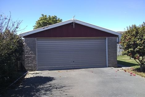 Photo of property in 16 Camelot Street, Ilam, Christchurch, 8041