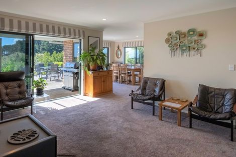 Photo of property in 159 Emma Drive, Manakau, Levin, 5573