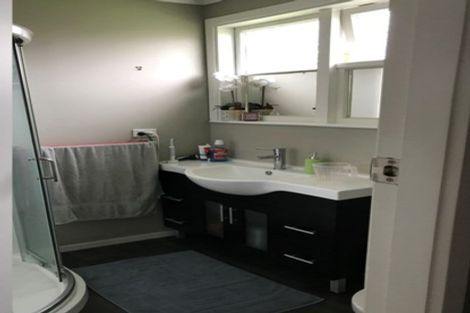 Photo of property in 65 Alfred Street, Fairfield, Hamilton, 3214