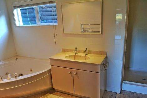 Photo of property in 70a Beach Road, Castor Bay, Auckland, 0620