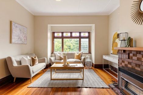 Photo of property in 8 Pembroke Lane, Hamilton Lake, Hamilton, 3204