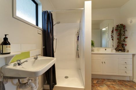 Photo of property in 5 Mahakipawa Road, Havelock, 7100