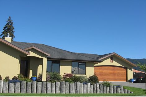 Photo of property in 49 Cambelldon Crescent, Stoke, Nelson, 7011