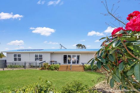 Photo of property in 16 Hydro Road, Edgecumbe, 3120