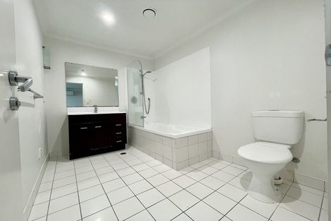 Photo of property in 2m/21 Virginia Avenue East, Eden Terrace, Auckland, 1021