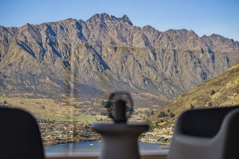 Photo of property in 79 Middleton Road, Queenstown Hill, Queenstown, 9300
