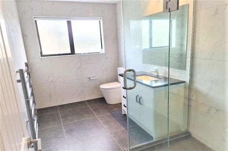 Photo of property in 50 Ashley Avenue, Long Bay, Auckland, 0630