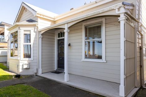 Photo of property in 653 Marine Parade, Napier South, Napier, 4110