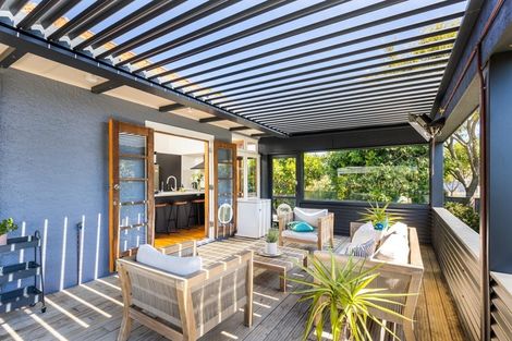 Photo of property in 2 Norman Street, Lower Vogeltown, New Plymouth, 4310