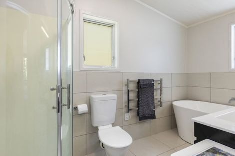 Photo of property in 19 Wyndrum Avenue, Waterloo, Lower Hutt, 5011