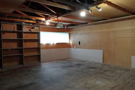 Photo of property in 32b Sailmaker Close, Whitby, Porirua, 5024