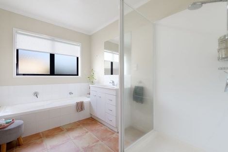 Photo of property in 54 Village Park Drive, Welcome Bay, Tauranga, 3112