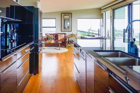 Photo of property in 7 Ocean Vista Lane, Paraparaumu, 5032