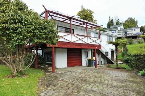 Photo of property in 76 Powrie Street, Glenfield, Auckland, 0629
