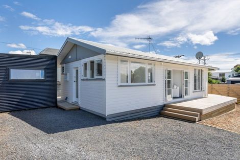 Photo of property in 82a Simpson Road, Papamoa Beach, Papamoa, 3118
