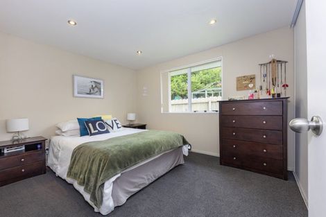 Photo of property in 26 Killygordon Place, Massey, Auckland, 0614