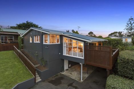 Photo of property in 32 Carey Street, Maeroa, Hamilton, 3200