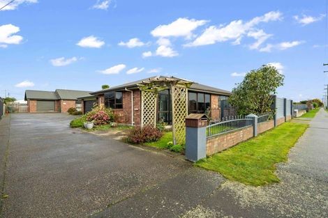 Photo of property in 37 Renfrew Street, Waikiwi, Invercargill, 9810