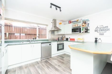 Photo of property in 19 Ben Lomond Place, Nawton, Hamilton, 3200