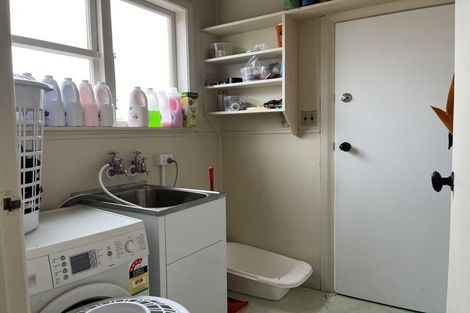 Photo of property in 97 Hillsborough Road, Hillsborough, Auckland, 1042