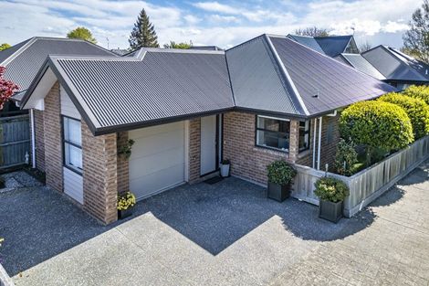 Photo of property in 1/38a Steadman Road, Broomfield, Christchurch, 8042