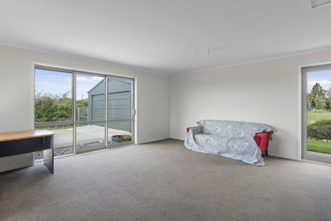 Photo of property in 7 Landsborough Drive, Darfield, 7571