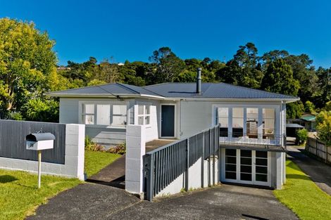 Photo of property in 38 Woodside Road, Massey, Auckland, 0614