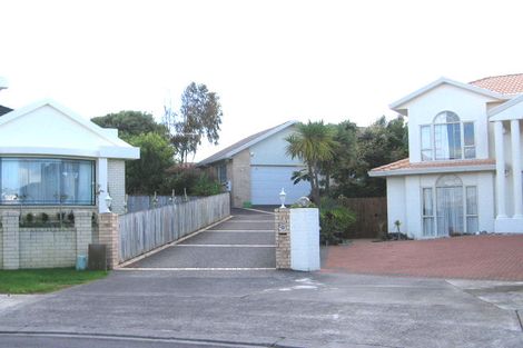 Photo of property in 11 Nathan Close, Somerville, Auckland, 2014
