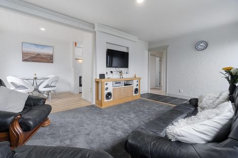 Photo of property in 1/227 Waitemata Drive, Ranui, Auckland, 0612