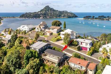 Photo of property in 8 Ridge Road, Tairua, 3508