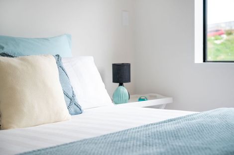 Photo of property in 51b Crestview Rise, Papakura, 2110