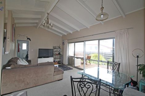 Photo of property in 21 Penrod Drive, Bell Block, New Plymouth, 4312