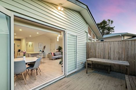 Photo of property in 36 Universal Drive, Henderson, Auckland, 0610