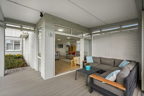 Photo of property in 1 Ocean View Terrace, Orewa, 0931