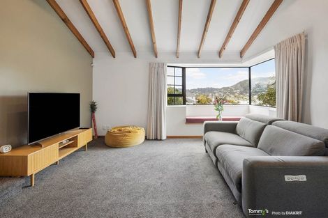 Photo of property in 17 David Crescent, Karori, Wellington, 6012