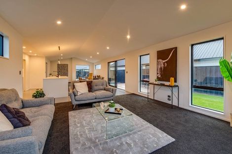 Photo of property in 27 Reece Place, Marshland, Christchurch, 8051