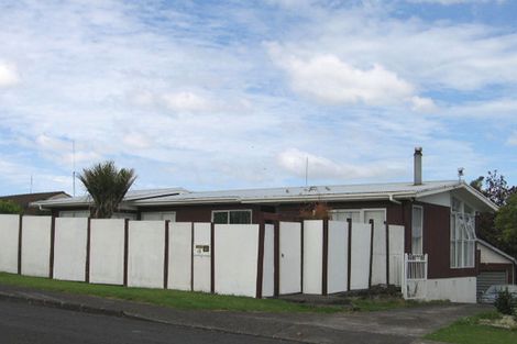 Photo of property in 10 Redwood Drive, Massey, Auckland, 0614