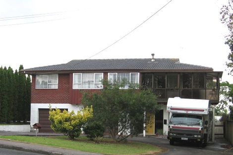 Photo of property in 272 Royal Road, Massey, Auckland, 0614