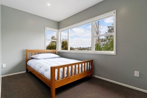 Photo of property in 6 Peverill Crescent, Papatoetoe, Auckland, 2025