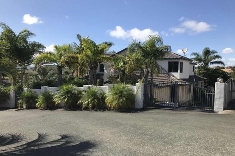 Photo of property in 88b Picasso Drive, West Harbour, Auckland, 0618