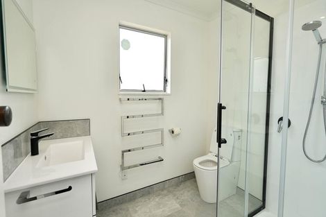 Photo of property in 29 Acacia Street, Kelvin Grove, Palmerston North, 4414