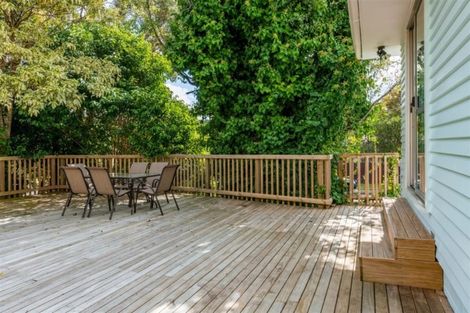 Photo of property in 2 Taioma Crescent, Te Atatu Peninsula, Auckland, 0610