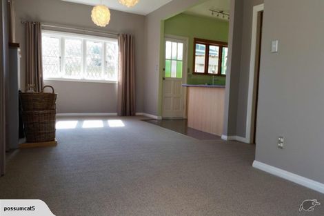 Photo of property in 5 Murray Street, Wallaceville, Upper Hutt, 5018